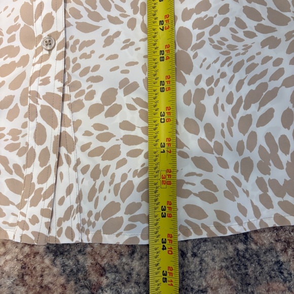 Coolibar Women's UPF 50+ Tab-Sleeve Button-Front Tunic Shirt Top M Khaki Print - Picture 12 of 12